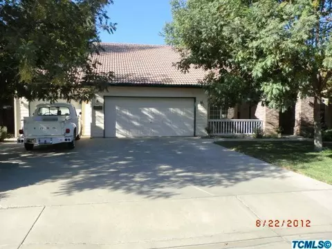3940 E Iris Ct, Visalia, CA 93292 photo 5