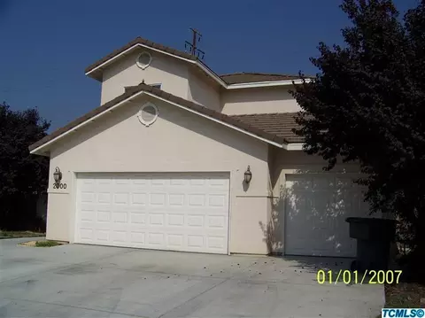 2000 E Country Ct, Visalia, CA 93292 photo 4