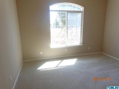 1914 E Academy Ave, Tulare, CA 93274 photo 6
