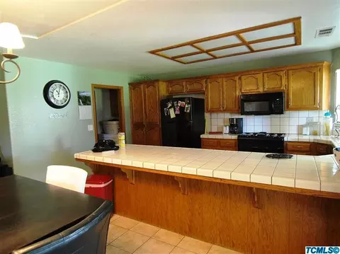 421 Benjamin Ct, Exeter, CA 93221 photo 4