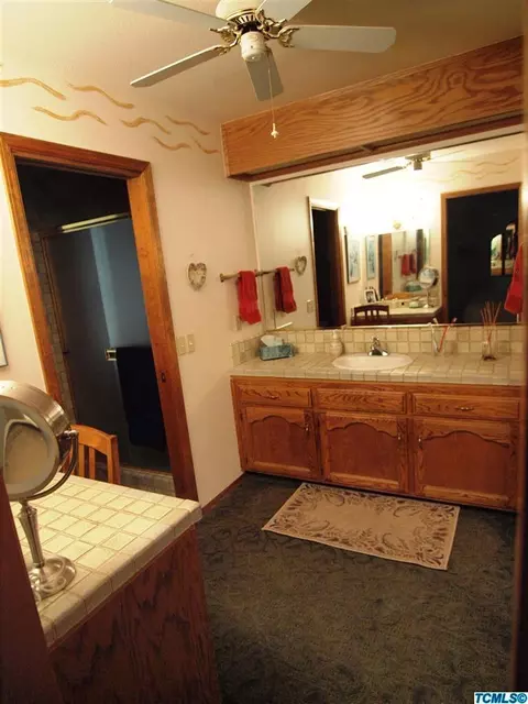 807 N B St, Exeter, CA 93221 photo 11