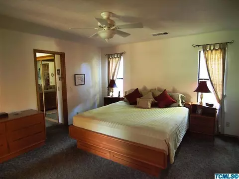 807 N B St, Exeter, CA 93221 photo 10