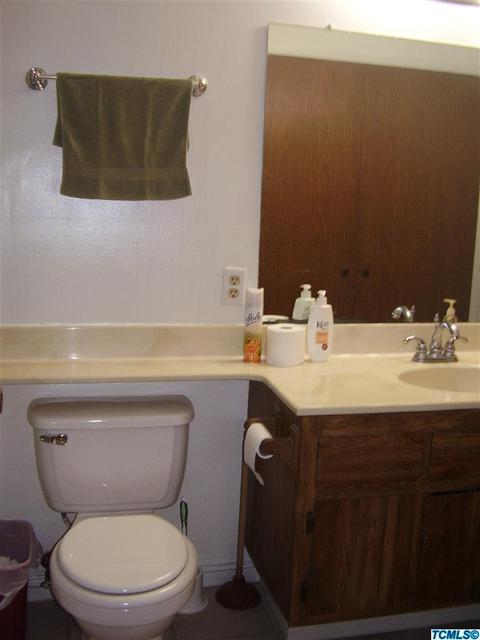 2040 E Beech Ave, Visalia, CA 93292 photo 14