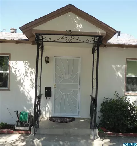 529 W Firebaugh Ave, Exeter, CA 93221 photo 2