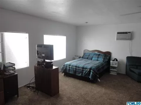 529 W Firebaugh Ave, Exeter, CA 93221 photo 17