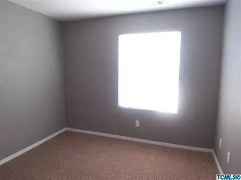 1822 E Levin Ave, Tulare, CA 93274 photo 10