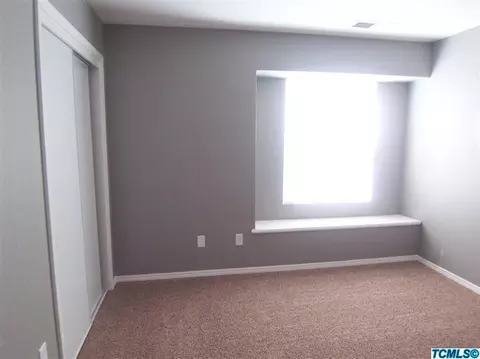 1822 E Levin Ave, Tulare, CA 93274 photo 8