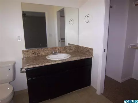 1822 E Levin Ave, Tulare, CA 93274 photo 7