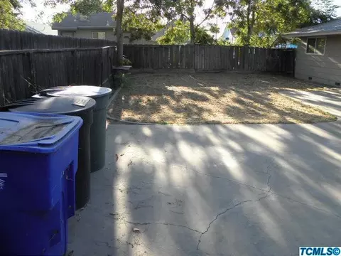 424 Skaggs St, Lemoore, CA 93245 photo 7