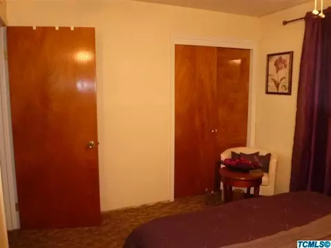 826 E Cypress Ave, Visalia, CA 93292 photo 14
