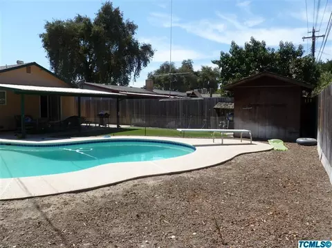 826 E Cypress Ave, Visalia, CA 93292 photo 32