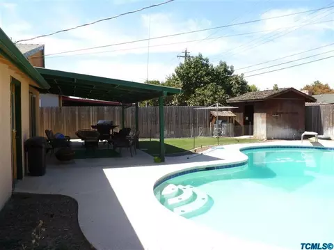 826 E Cypress Ave, Visalia, CA 93292 photo 28