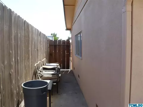826 E Cypress Ave, Visalia, CA 93292 photo 27