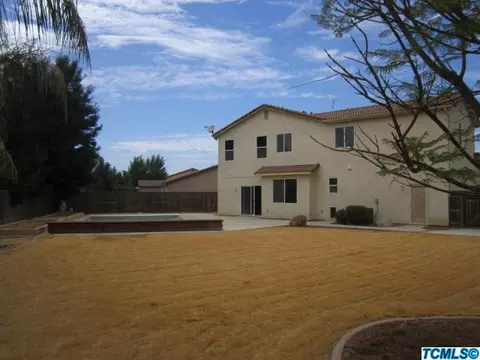 3849 E Hillcrest Ave, Visalia, CA 93292 photo 4