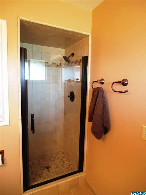 1848 E List Ave, Exeter, CA 93221 photo 14