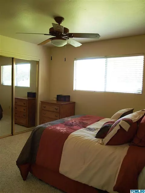 1848 E List Ave, Exeter, CA 93221 photo 10
