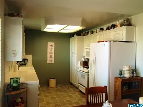 1848 E List Ave, Exeter, CA 93221 photo 5
