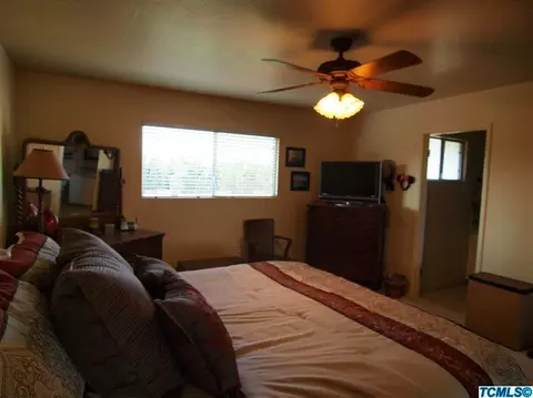 1848 E List Ave, Exeter, CA 93221 photo 12