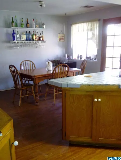 3136 W Beech Ave, Visalia, CA 93277 photo 8