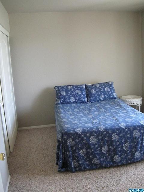 1714 E Mesa Ct, Visalia, CA 93292 photo 9