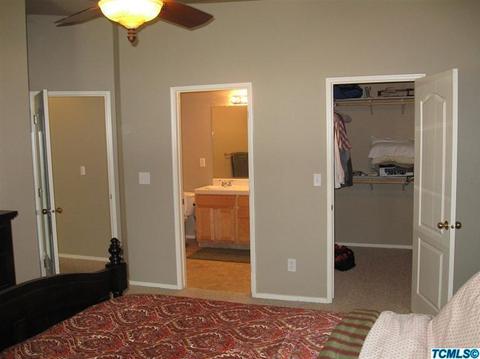 1714 E Mesa Ct, Visalia, CA 93292 photo 6