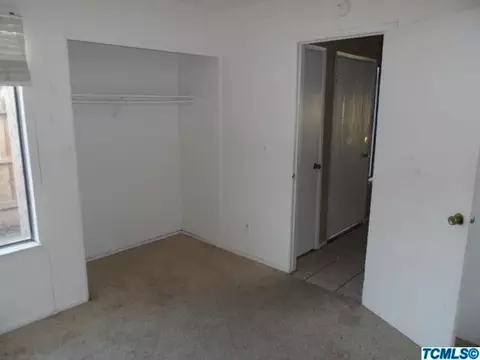 816 E Harold Ave, Visalia, CA 93292 photo 6
