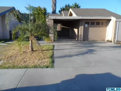 816 E Harold Ave, Visalia, CA 93292 photo 1
