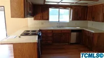 1031 E Feemster Ave, Visalia, CA 93292 photo 3
