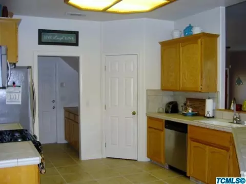 371 Old Line Ave, Exeter, CA 93221 photo 10