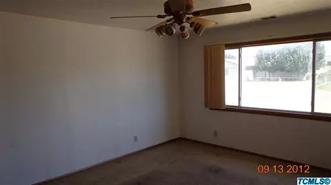 22921 Brian Rd, Tulare, CA 93274 photo 2