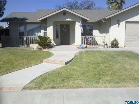1382 Stinson Dr, Lemoore, CA 93245 photo 2