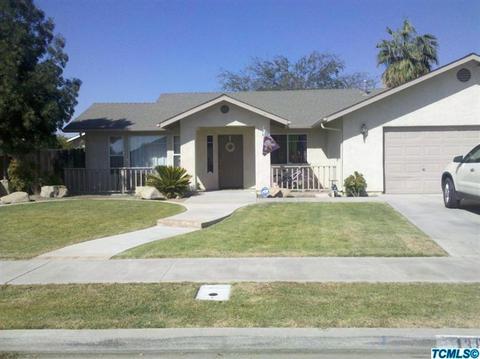 1382 Stinson Dr, Lemoore, CA 93245 photo 1