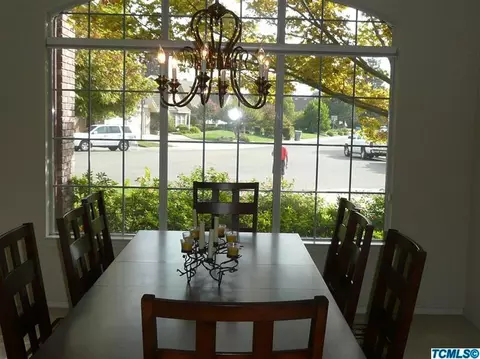 2509 E Harvard Ct, Visalia, CA 93292 photo 9