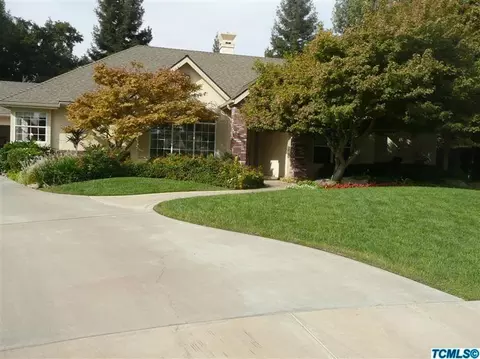 2509 E Harvard Ct, Visalia, CA 93292 photo 3