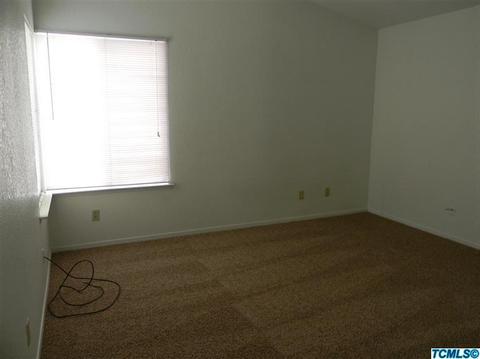 1737 E Vine Ct, Visalia, CA 93292 photo 13