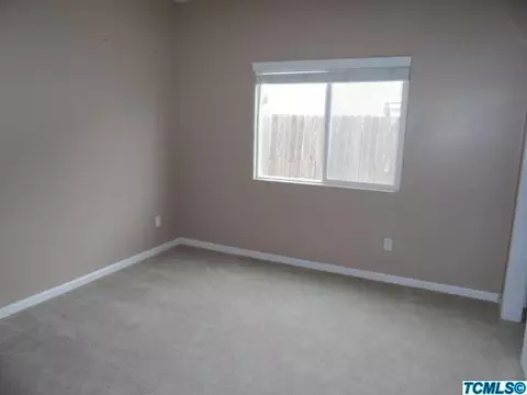 3035 S Maple St, Visalia, CA 93292 photo 11