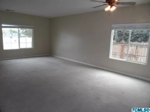 3035 S Maple St, Visalia, CA 93292 photo 3