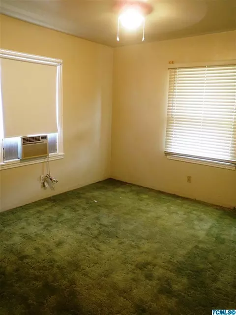 517 S Kaweah Ave, Exeter, CA 93221 photo 8