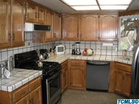 808 W Willow St, Exeter, CA 93221 photo 3