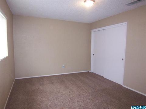 725 E Ash Ave, Tulare, CA 93274 photo 11