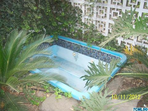 1043 E Citrus St, Lindsay, CA 93247 photo 3