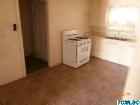 15737 Fuchsia Ave, Ivanhoe, CA 93235 photo 3
