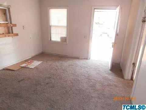 15737 Fuchsia Ave, Ivanhoe, CA 93235 photo 6
