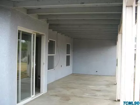 1330 Van Ct, Hanford, CA 93230 photo 8