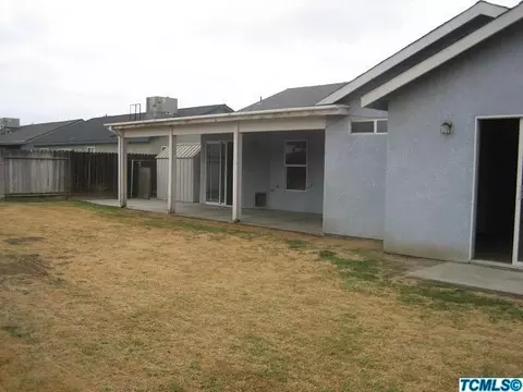 1330 Van Ct, Hanford, CA 93230 photo 5