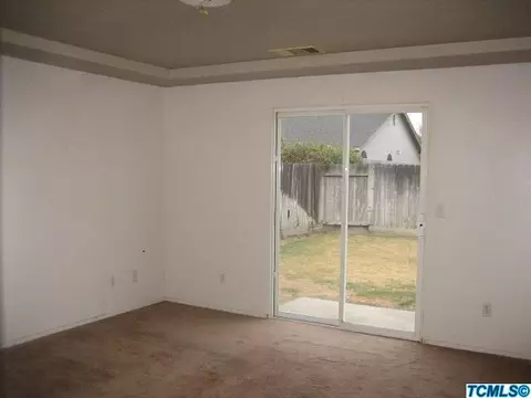 1330 Van Ct, Hanford, CA 93230 photo 13