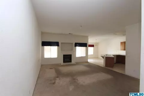 1268 Chimney Way, Lemoore, CA 93245 photo 3