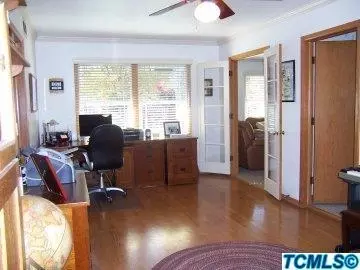 3200 W Iris Ave, Visalia, CA 93277 photo 17