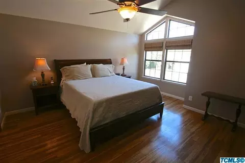 1905 Evergreen Ct, Visalia, CA 93292 photo 11