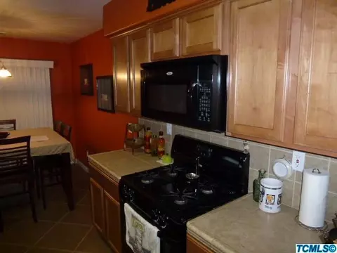 4115 E Hillcrest Ave, Visalia, CA 93292 photo 8